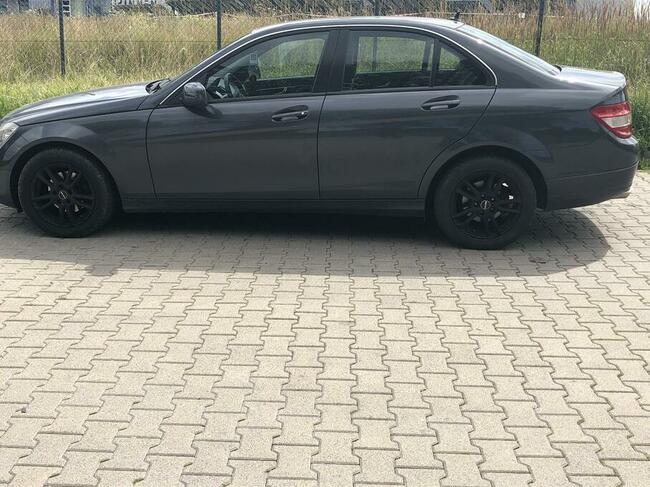 Sprzedam Mercedesa C klasę W204