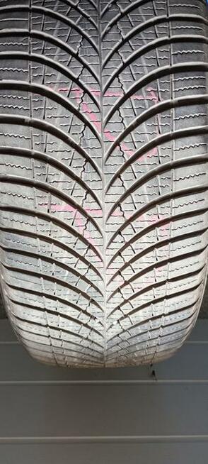 Komplet opon Goodyear 225/45R18 95W