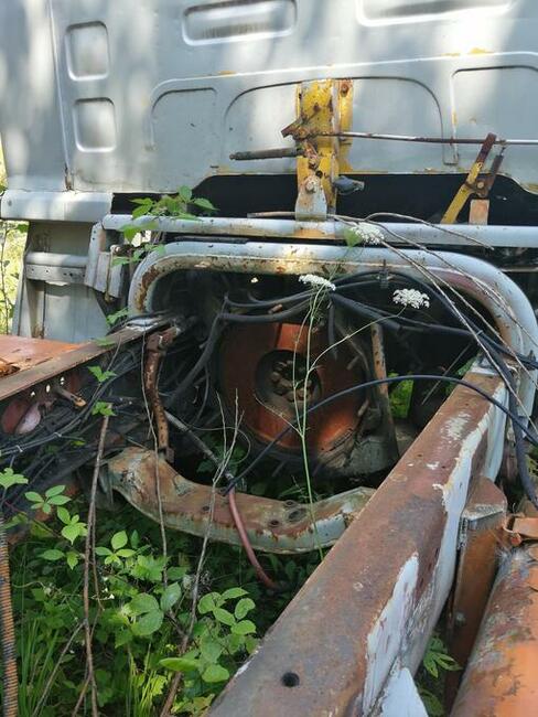 części samochód Liaz.