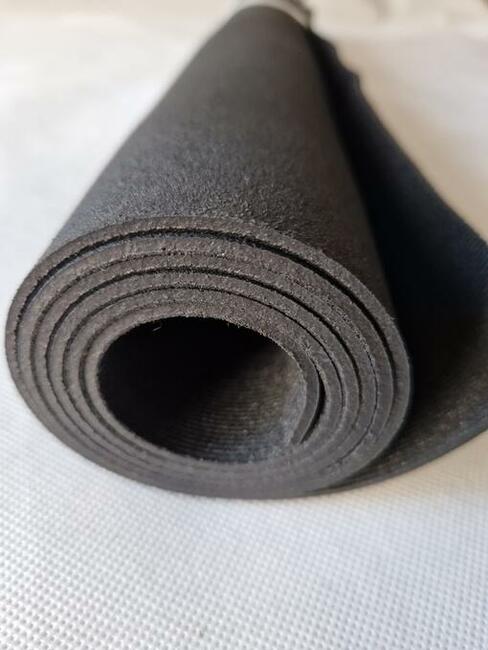 Płyta puzzel fitnes silownia 1cm nakrapiana