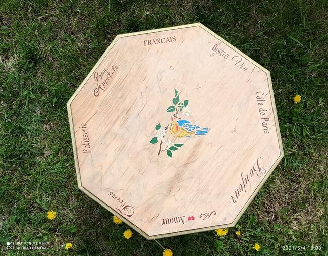 Stolik okrągły z nadrukiem