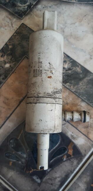 Mercedes ML w 1664 spryskiwacz lampy przedniej L+P