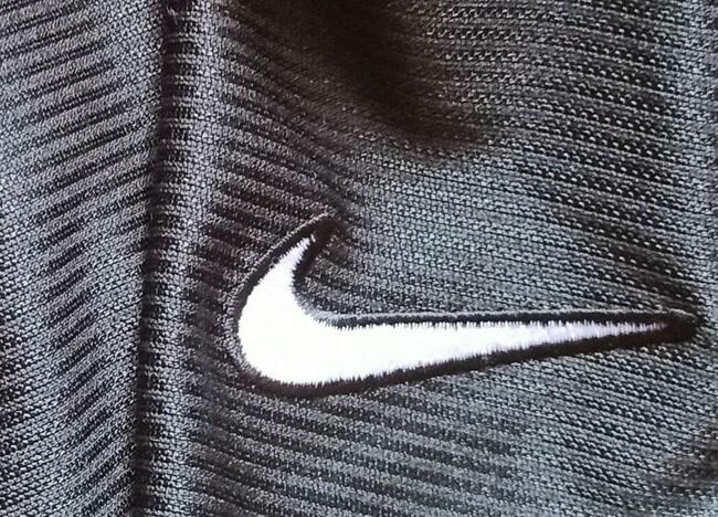 Bluza sportowa i spodenki NIKE