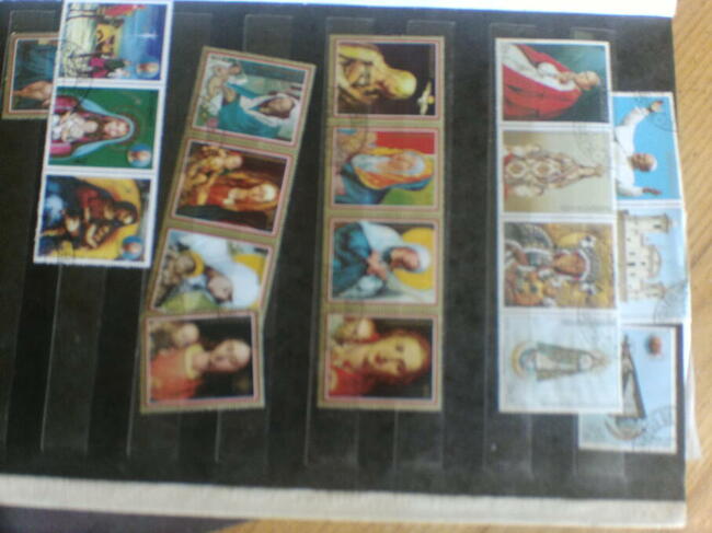 Sprzedam Pamiątki Rodzinne 5 klaserów ze znaczkami