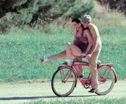 Rowerzysta pozna parę rowerzystów :)