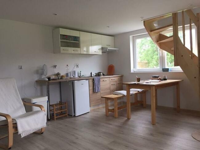 Działka budowlana z domkiem 700 m od plaży