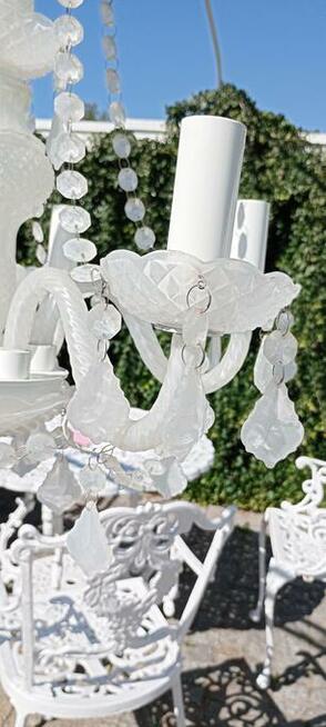 Żyrandol kryształowy biały