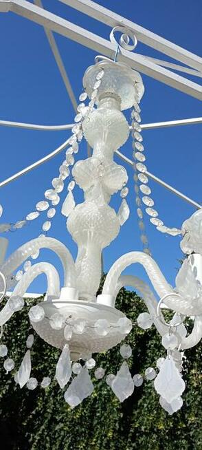 Żyrandol kryształowy biały