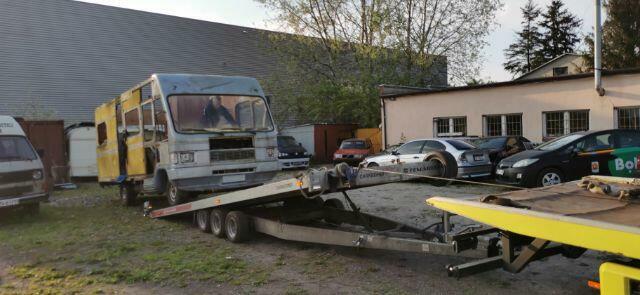 Holowanie Laweta Warszawa Pomoc Drogowa