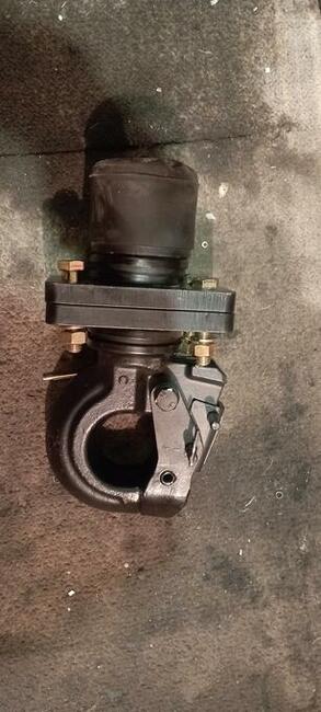 Sprzedam zaczep hakowy