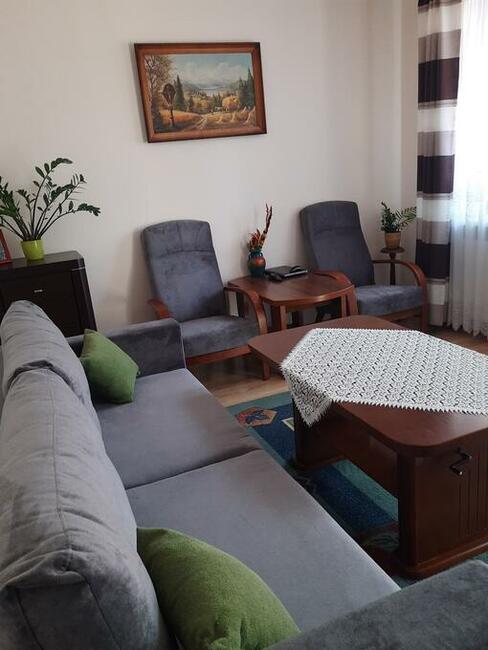 Mieszkanie 3 - pokojowe ul.Targowa 8