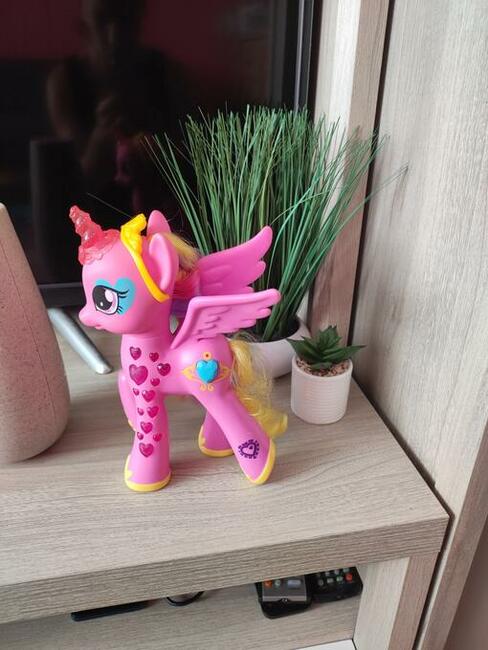 Kucyk księżniczka My Little Pony grająca