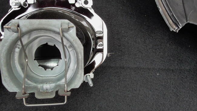 Opel Tigra B soczewka swiatla mijania