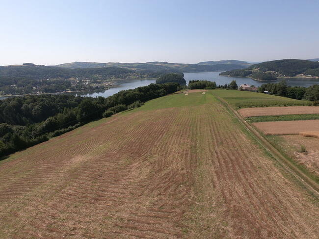 Wyjątkowa działka nad jeziorem Roznowskim