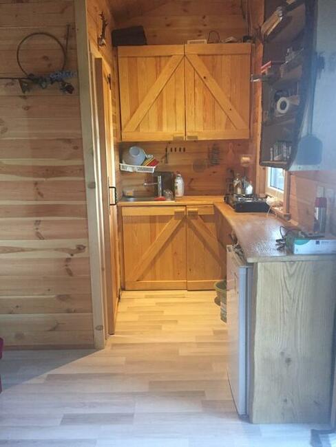 Sprzedam działkę rekreacyjna z domkiem