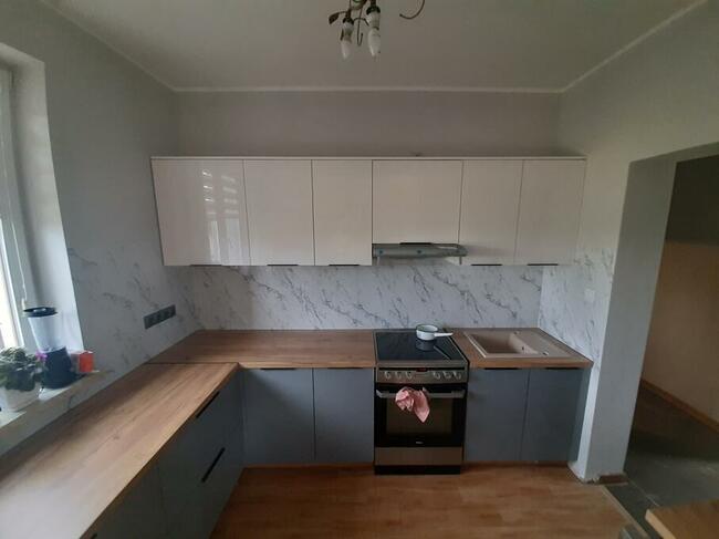 Skręcanie i montaż mebli. Montaz paneli podłogowych. Montaz