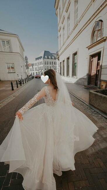 Suknia ślubna RIA TENER, model 2023 roku