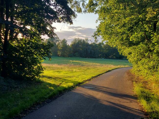 Działka budowlana z możliwością budowy domu dwulokalowego