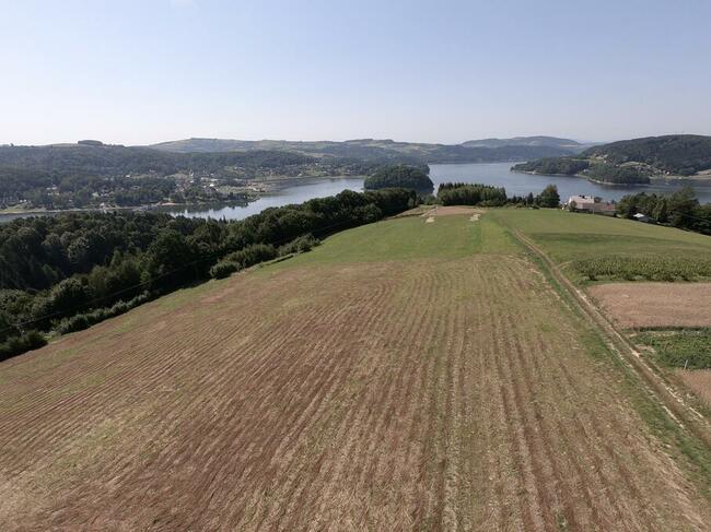 Wyjątkowa działka nad jeziorem Roznowskim