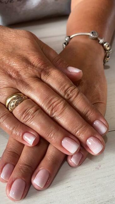 Stylizacja paznokci Tczew