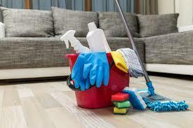 Sprzątanie domów i biur