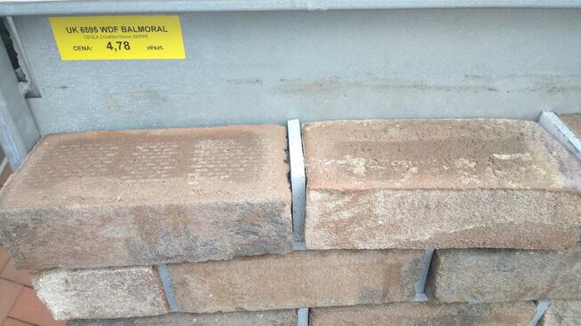 Cegła pełna brązowa UK6595 Balmoral ręcznie formowana