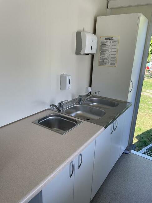 Przyczepa gastronomiczna pod kebab 3,5m wynajem