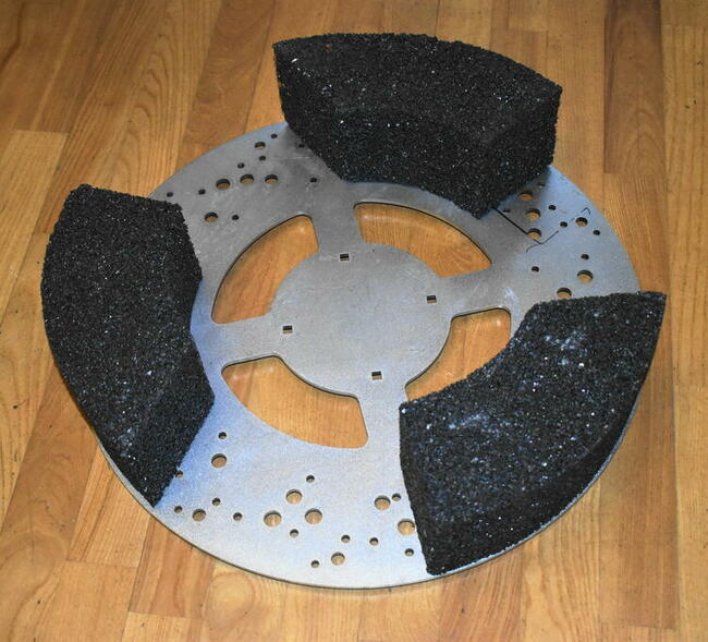 Ściernica segmentowa do szlifowania betonu (korund/żywica)