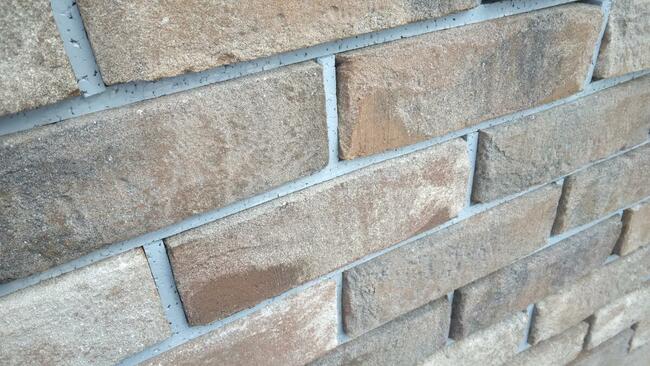 Cegła pełna brązowa UK6595 Balmoral ręcznie formowana