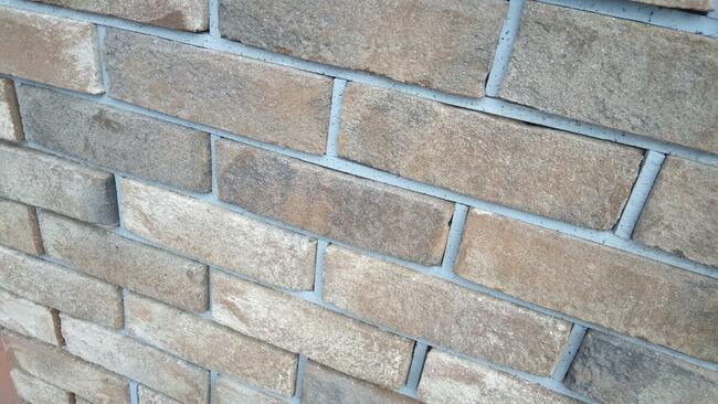 Cegła pełna brązowa UK6595 Balmoral ręcznie formowana