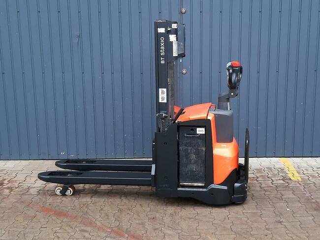 12szt Podest BT SWE 200 Staxio używane paleciaki elektryczne