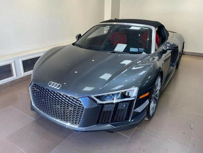 Audi R8 5.2L V10