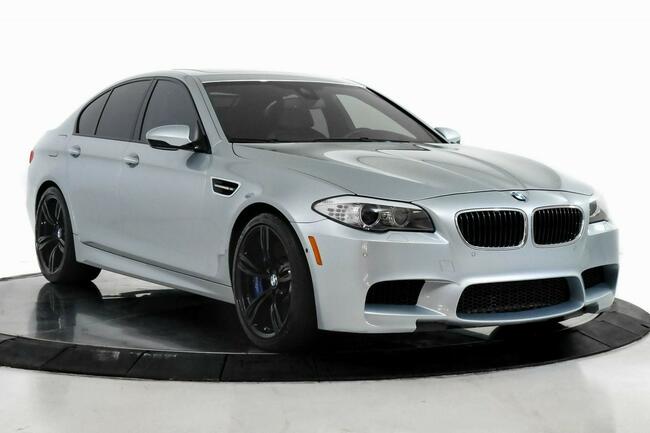 BMW M5 4.4 L automat