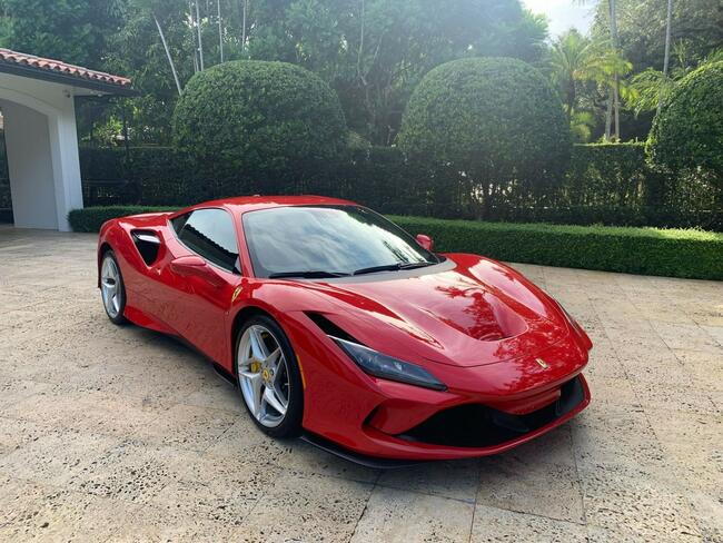 Ferrari inny F8 TRIBUTO 3.9L 720 km