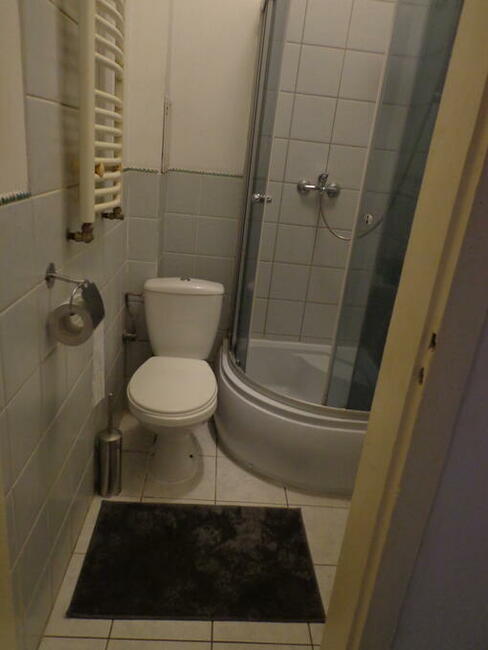 Mieszkanie dla 3 studentów, 12 min. do Centrum, Włochy