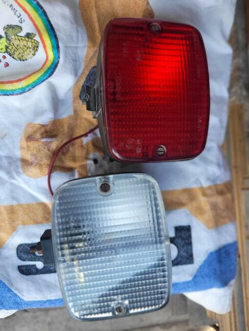 Sprzedam lampy do fiata 125p