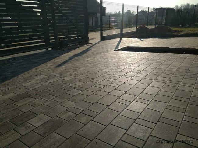 Usługi brukarskie UKŁADANIE KOSTKI BRUKOWEJ BRUK brukarstwo