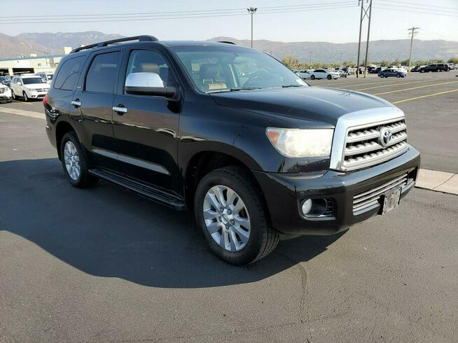 Toyota Sequoia 5.7 V8