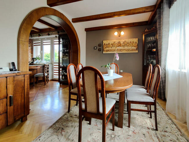 Sprzedam duży dom + halę pod Krakowem / Mogilany.