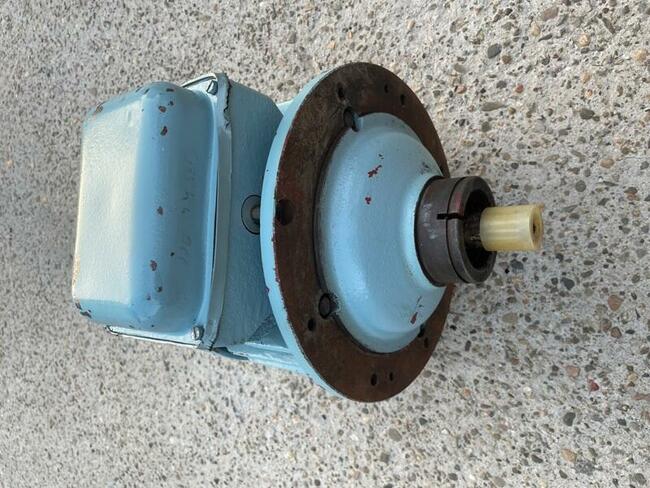 NOWY silnik BALKANCAR 0,75 kW suwnica wciągarka elektrowciąg