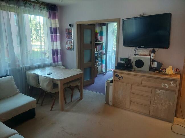 Zamienię na większe własnościowe 3 pokoje przy metrze Młynów