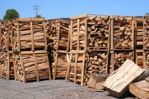 W ofercie drewno opałowe sezonowane dobrej jakości