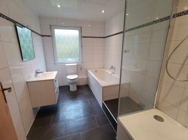 Usługi remontowe, glazurnik