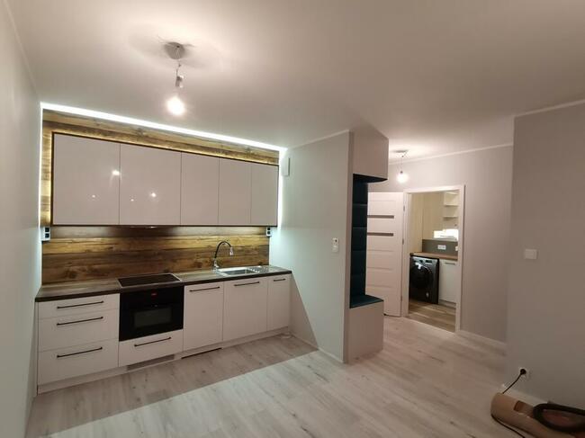 SZAFY przesuwne w zabudowie na wymiar - SCHAFFERMAN