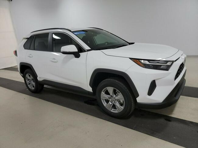 Toyota RAV-4 XLE