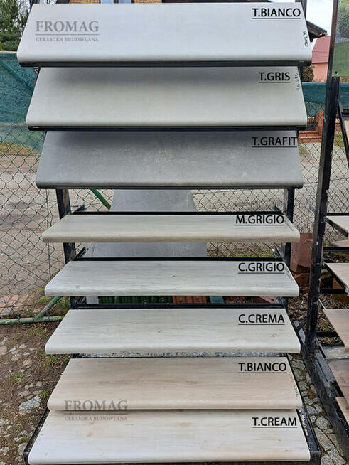 stopnica V shape acero ochra schody drewno