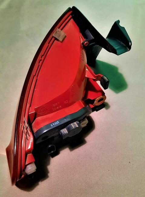 Oryginalna lampa - prawy tył Audi A4 B8 (Sedan)