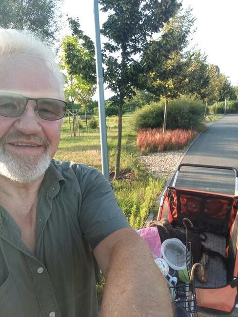 Witam chętnie podejmę konwersację z Panią w podobny wieku