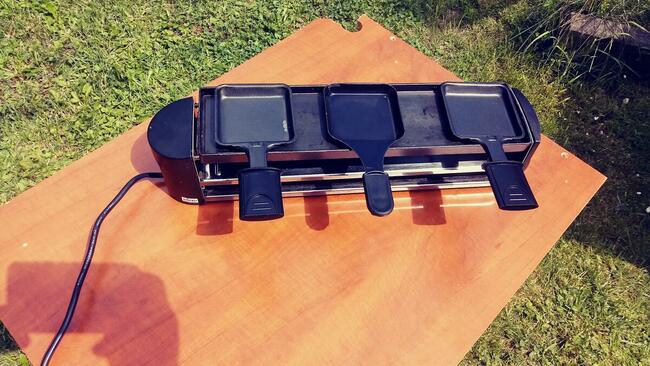 Grill Raclette mały 650 w -używany-sprawny