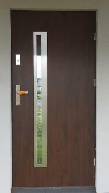 Drzwi zewnętrzne do domow